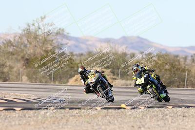 media/Dec-06-2025-CVMA (Sat) [[4a896cc04c]]/Race 9-500-400-350 Supersport/